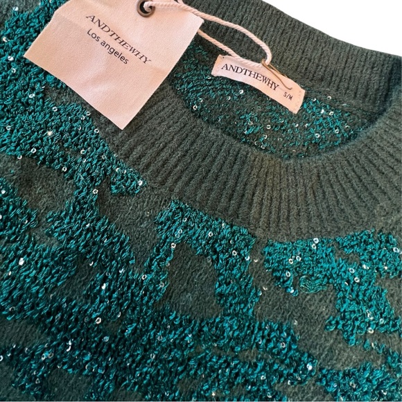 Beautiful shimmer olive holiday sweater S/M M/L combo size - Picture 8 of 9